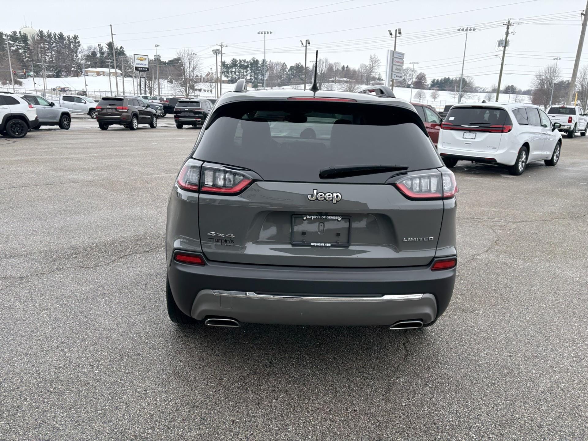 2022 Jeep Cherokee Limited photo 2