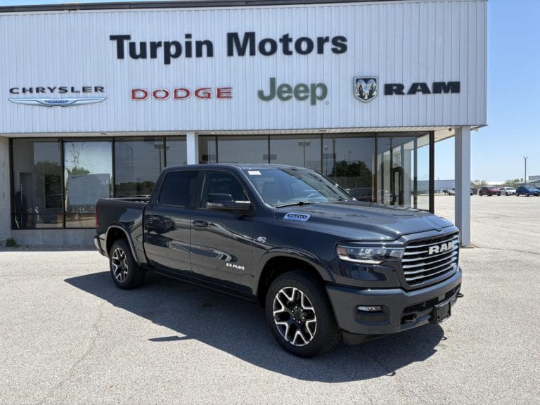 2026 RAM 1500 Laramie 4x4 Crew Cab 5'7's photo