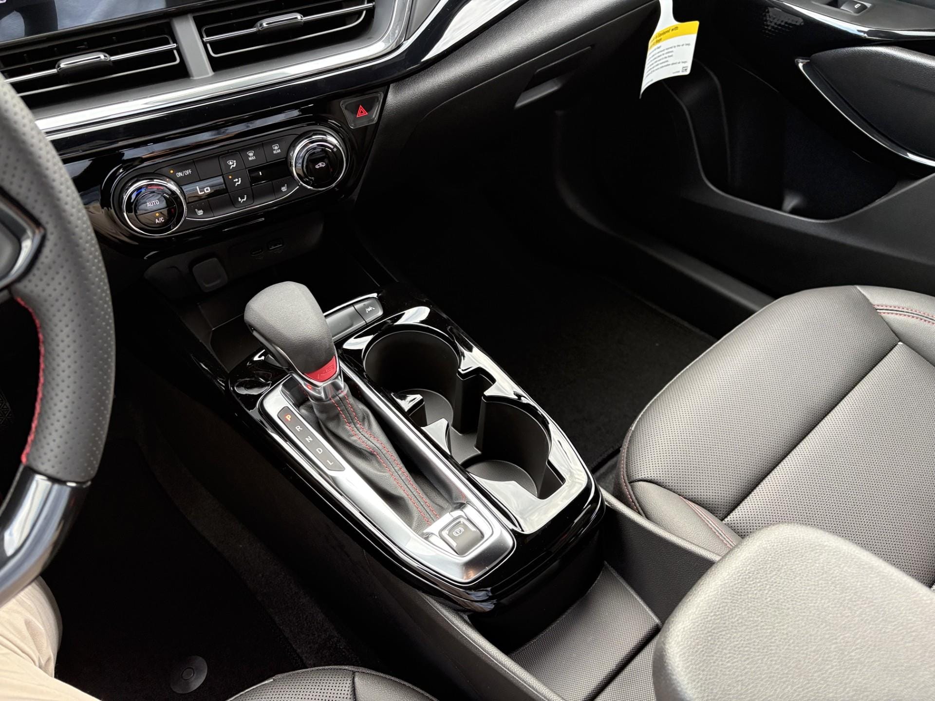 2026 Chevrolet Trax RS - Photo 19